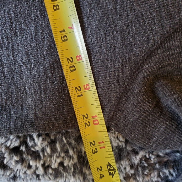 Men's LG American Eagle Henley in Charcoal Gray - Picture 5 of 9